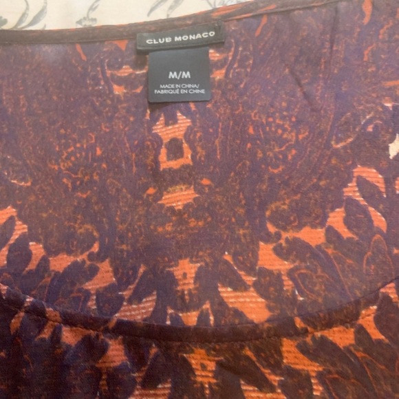 Beautiful club Monaco silk top - Picture 2 of 4